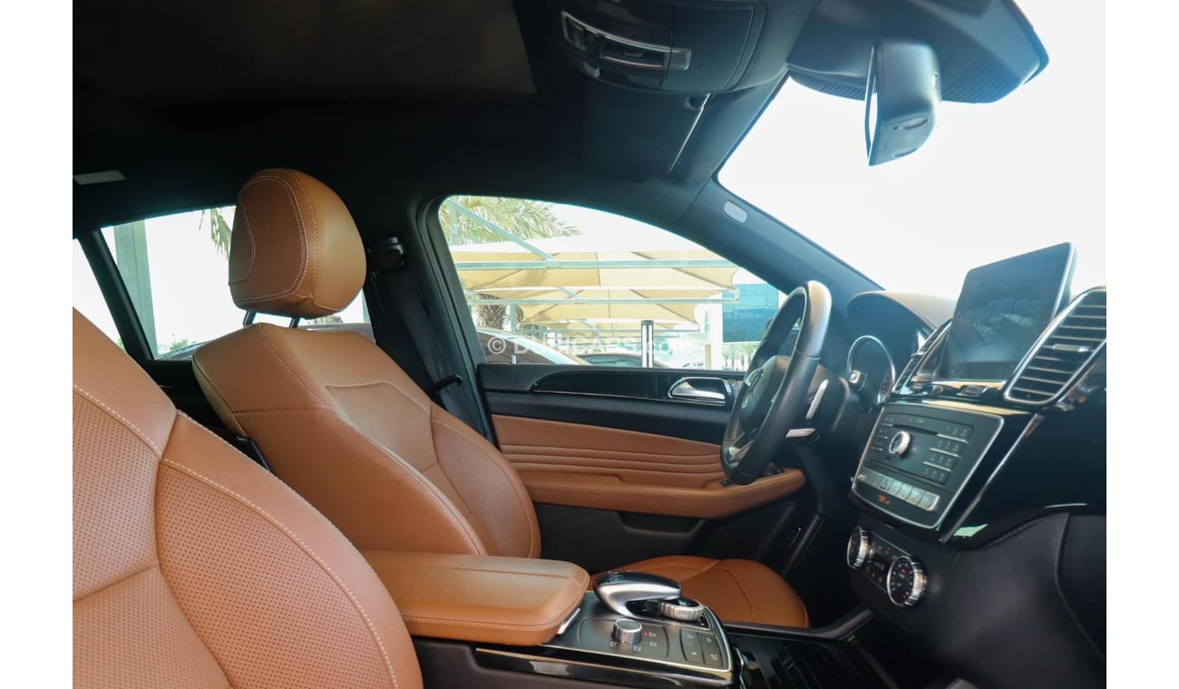 مرسيدس بنز GLE 43 AMG C292