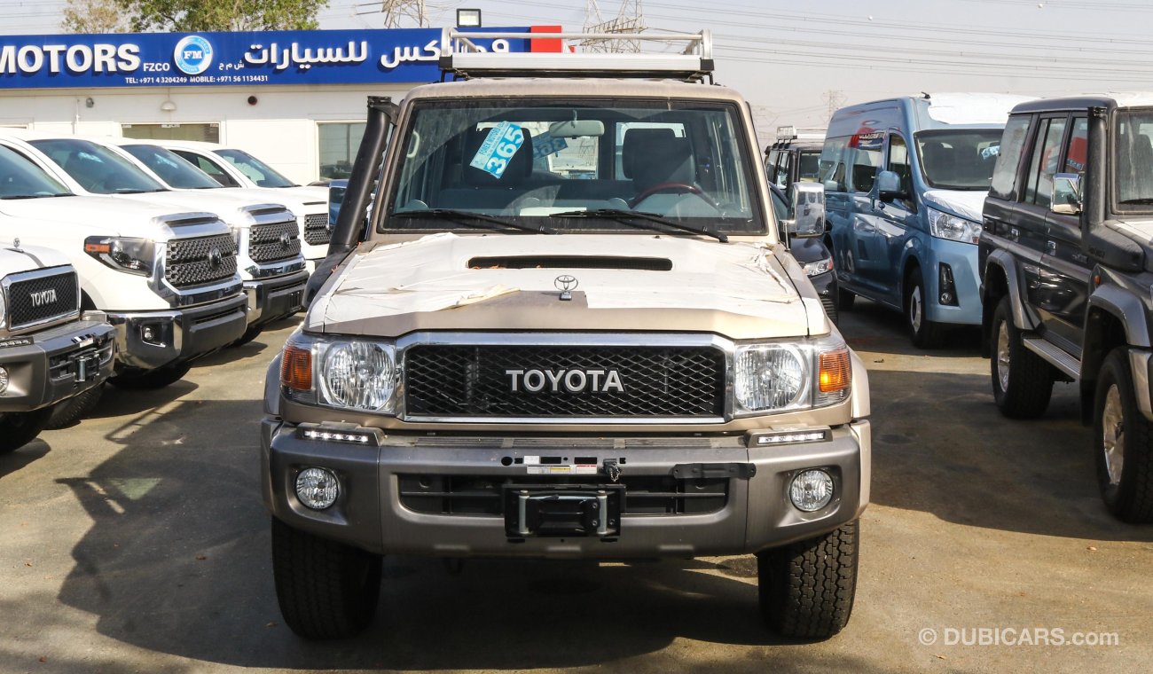 Toyota Land Cruiser Hard Top LX V8