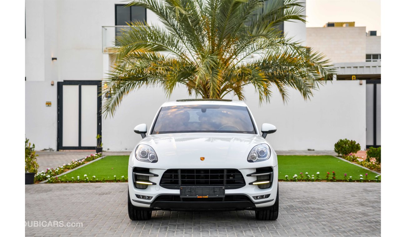 Porsche Macan Turbo - 3Y Warranty - GCC - AED 4,389 PER MONTH - 0% DOWNPAYMENT