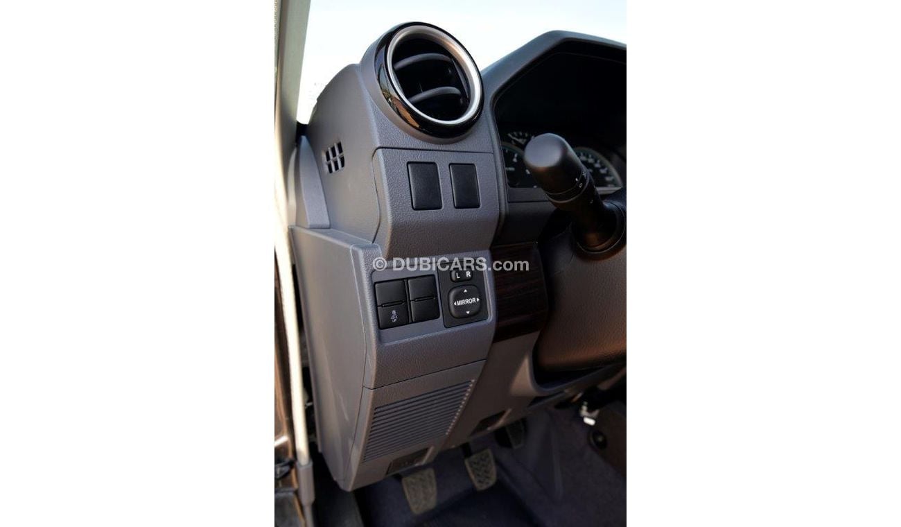 Toyota Land Cruiser 70 76 Lx Limited V8 4.5l Diesel 4wd Manual Transmission.