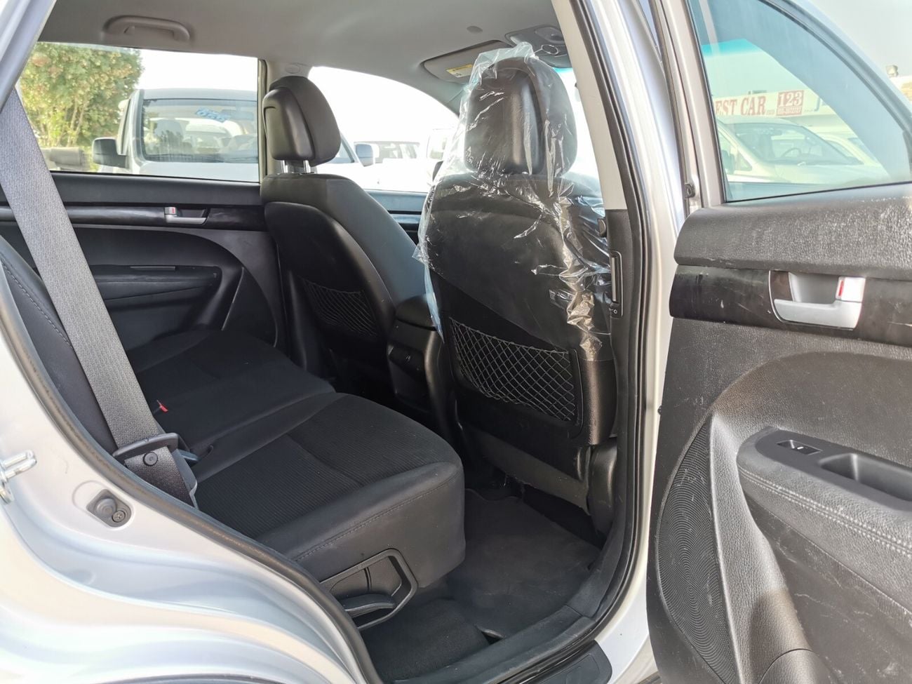 Kia Sorento LX / MID OPT / LOT#82199