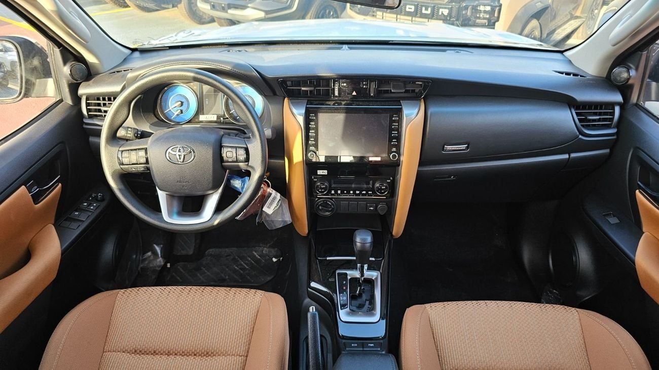 Toyota Fortuner EXR Fortuner 2.7L-G 4WD AT 2026MODEL------DIGITAL AC ----BLACK -TAN INTERIOR