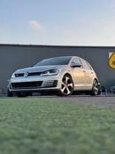 فولكس واجن جولف GTI