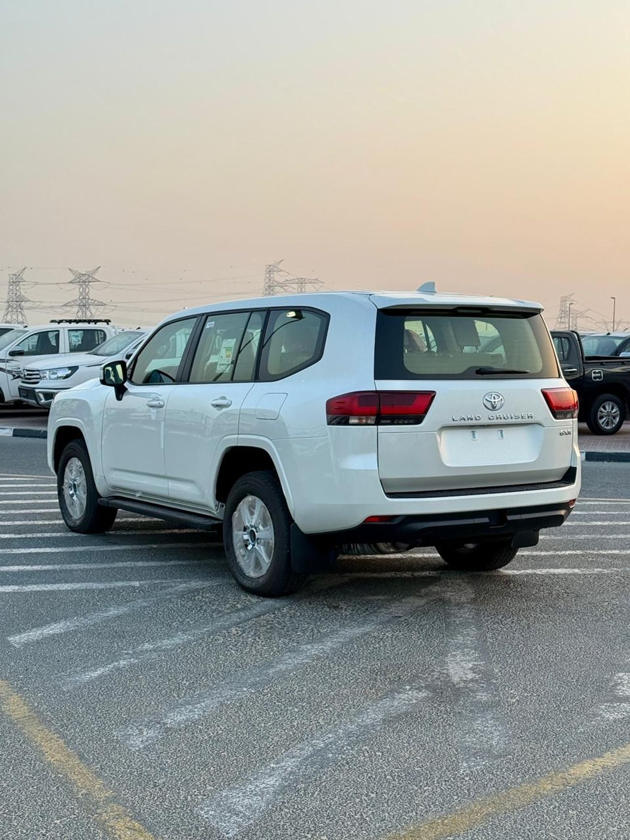 تويوتا لاند كروزر Toyota Land Cruiser GXR 4.0L Standard 2026