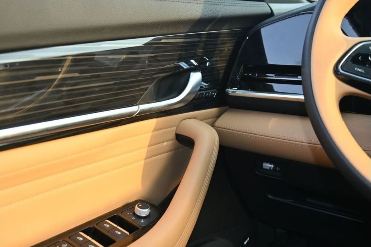 جيلي مونجارو Geely Monjaro 2.0L Turbo, 4WD Petrol, Model 2024 , Color Matt Grey