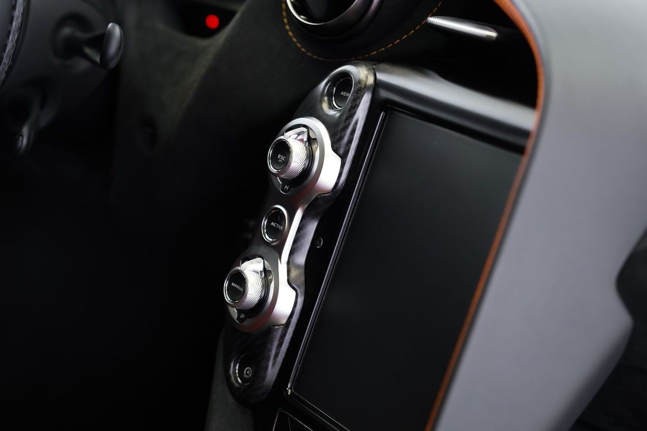 McLaren 720S McLaren 720S Performance