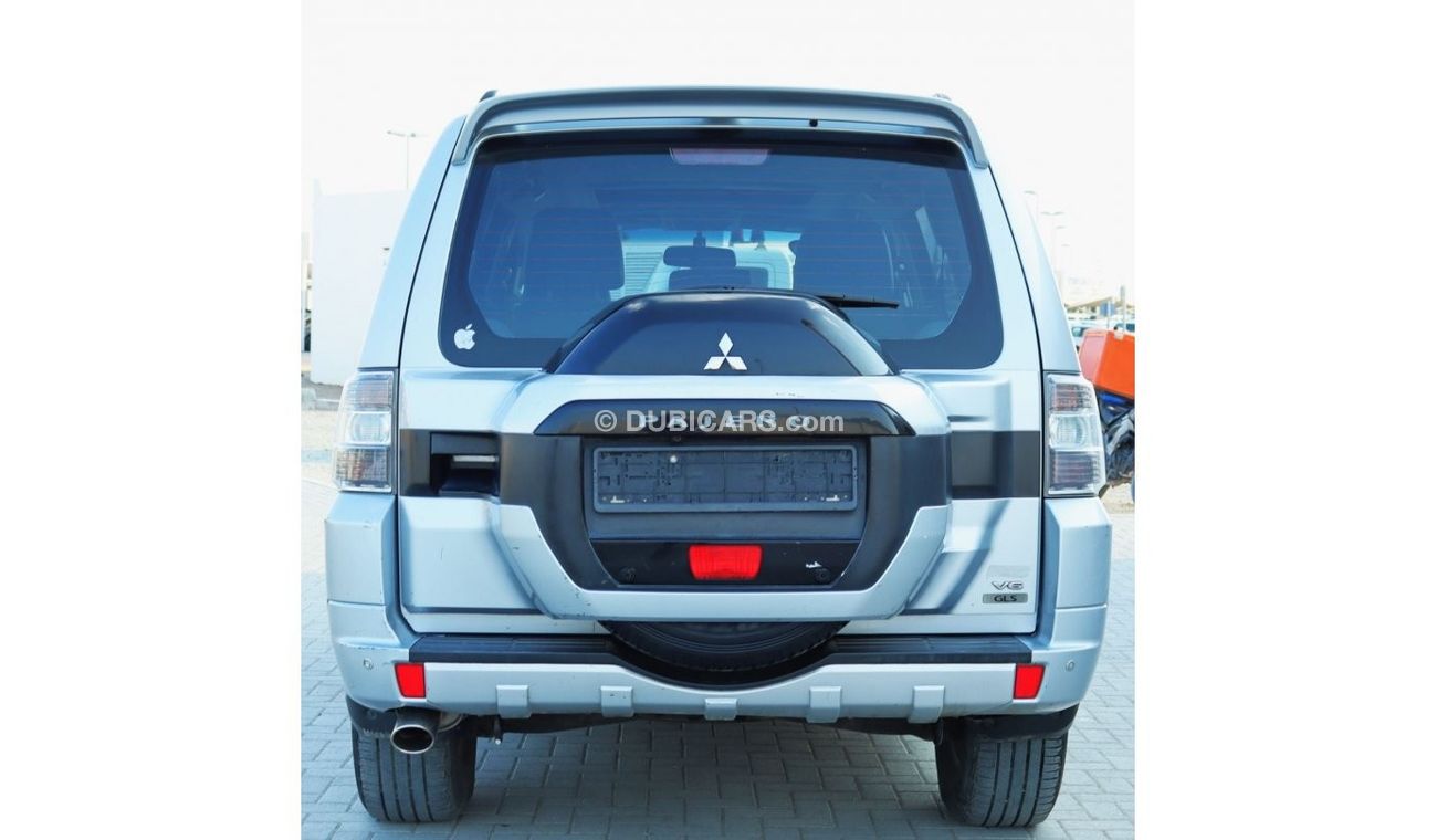 Mitsubishi Pajero GLS Mitsubishi Pajero 2015 GCC, full option, in excellent condition