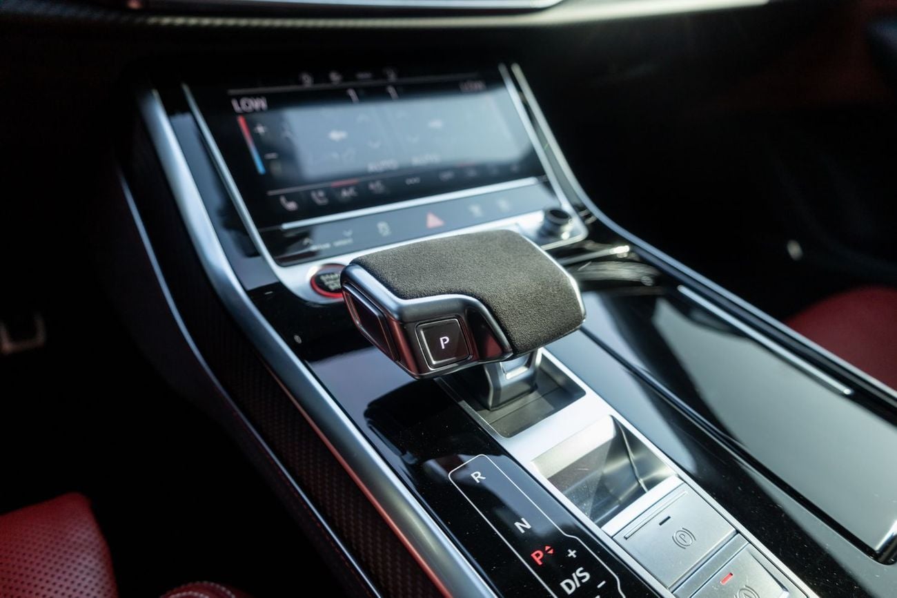 Audi RS Q8 TFSI quattro 4.0L