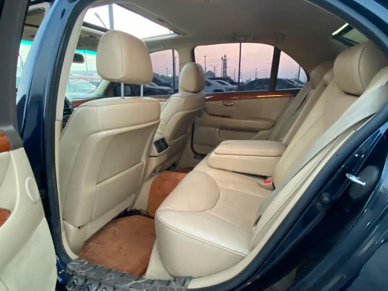 Lexus LS 430