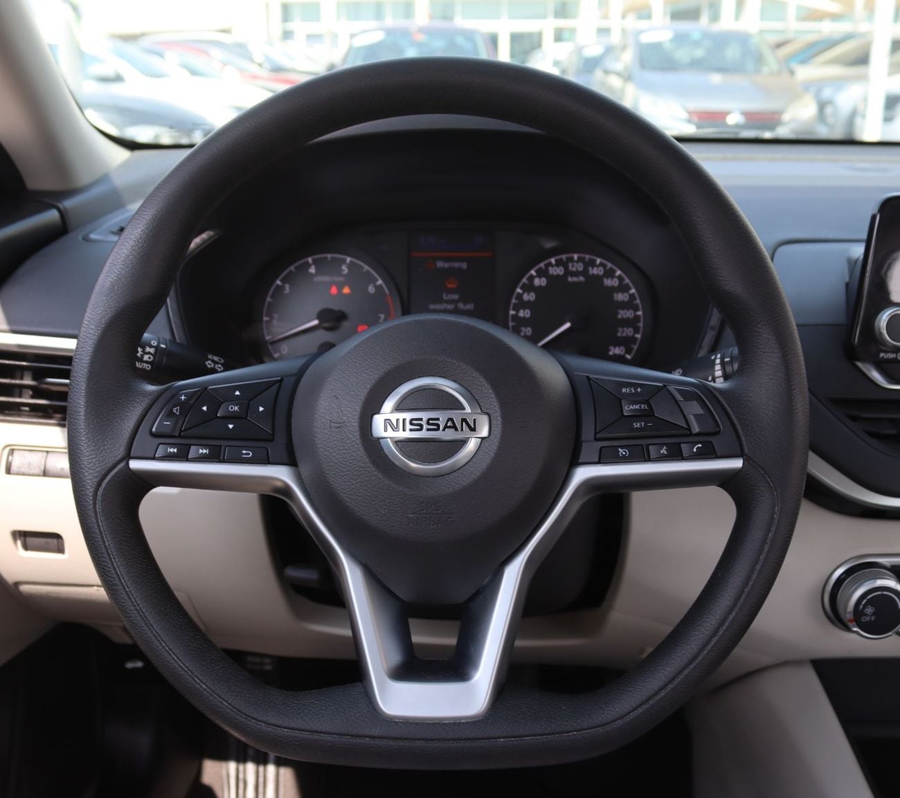 Nissan Altima S 2.5L Nissan Altima - 2022 - GCC - Accident-Free - 2.5L - Excellent Condition Inside and Out