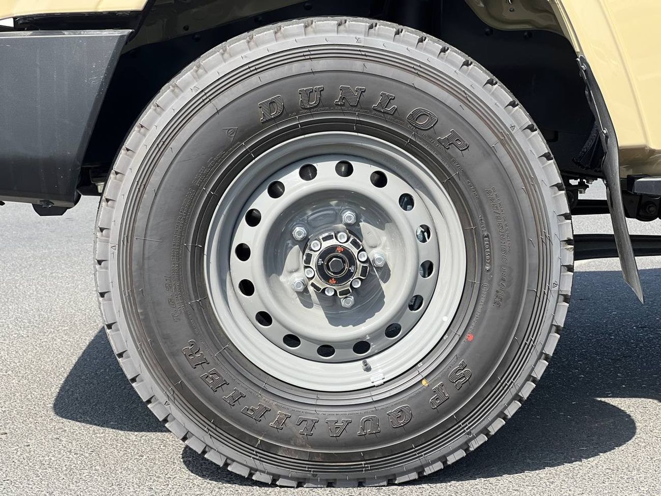 Toyota Land Cruiser Pick Up LC79 D/C 2.8L DSL M/T // 2025 // STANDER OPTION WITH POWER WINDOWS // SPECIAL OFFER // BY FORMULA AU