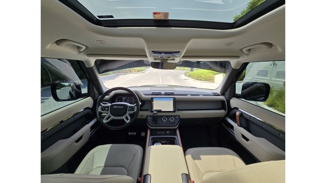 Land Rover Defender DEFENDER 2023 GCC V6 UNDER WARRANTY TILL 150000 KM 5 YEARS // LOW MILEAGE // PERFECT CNDITION