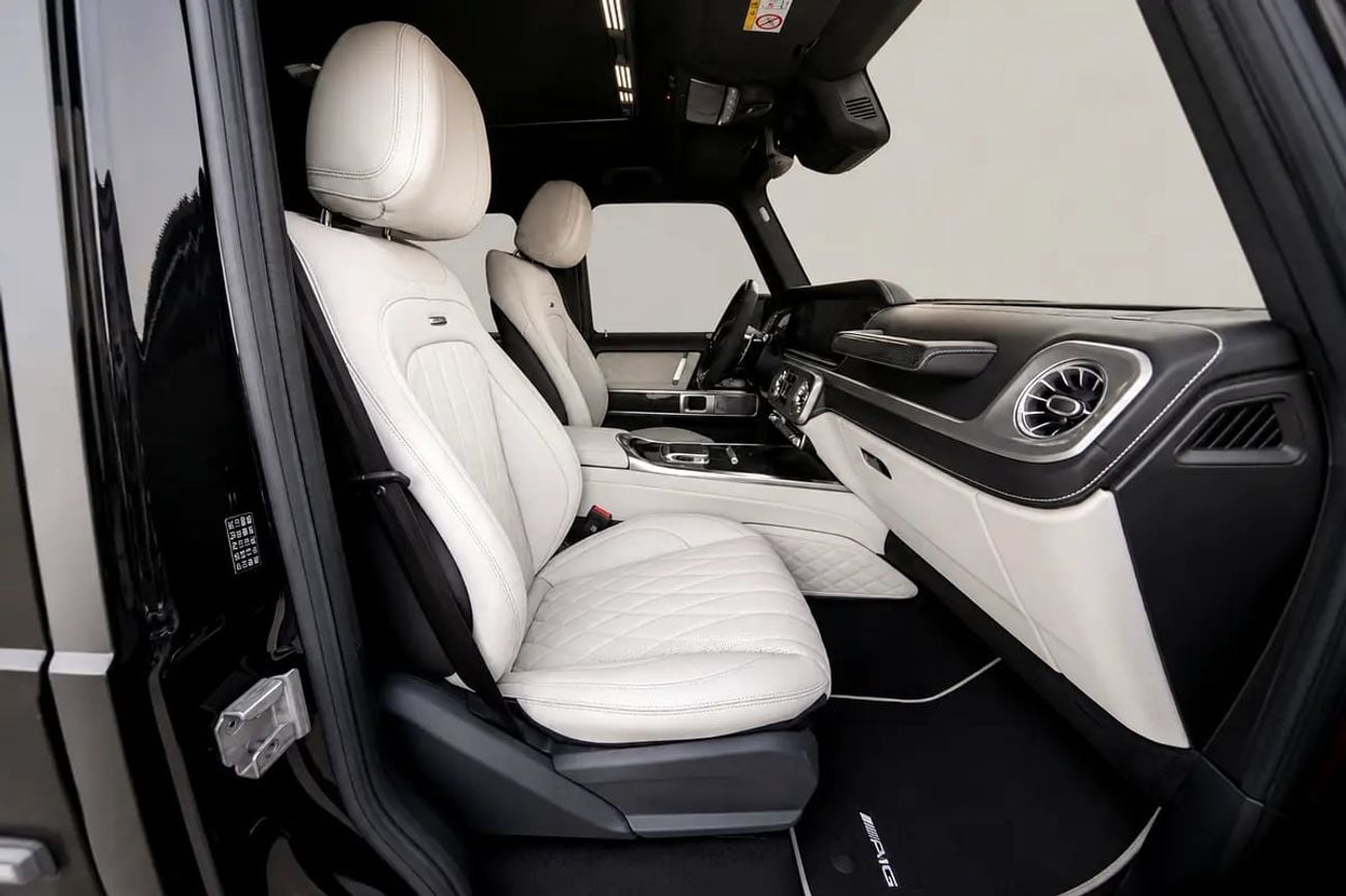 مرسيدس بنز G 63 AMG MERCEDES G63 AMG - FULL CARBON FIBRE -BRAND CONDITION