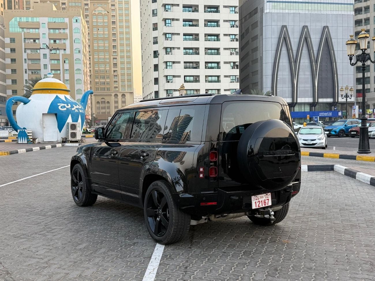 لاند روفر ديفندر 110 D300 X-Dynamic HSE Sport Right Hand Drive exported from Australia