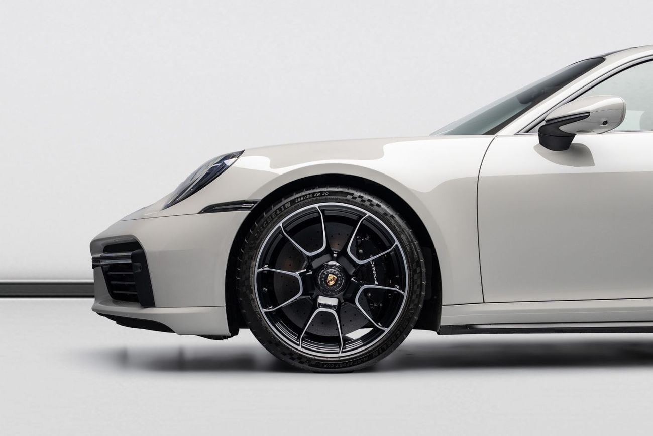 بورش 911 2022 Porsche Turbo S, 3.8L F6, 4WD, 640 bhp, 8 Speed Automatic (PDK)
