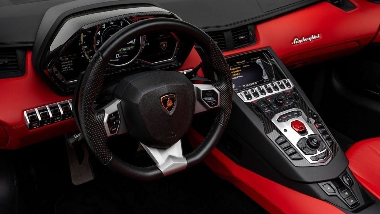 لامبورغيني أفينتادور LP 700-4 Roadster - 2015 - GCC