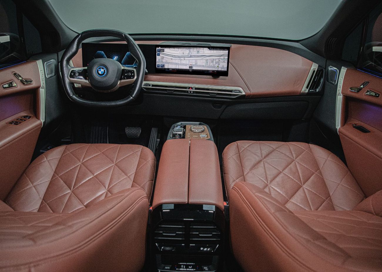 بي أم دبليو iX xDrive40