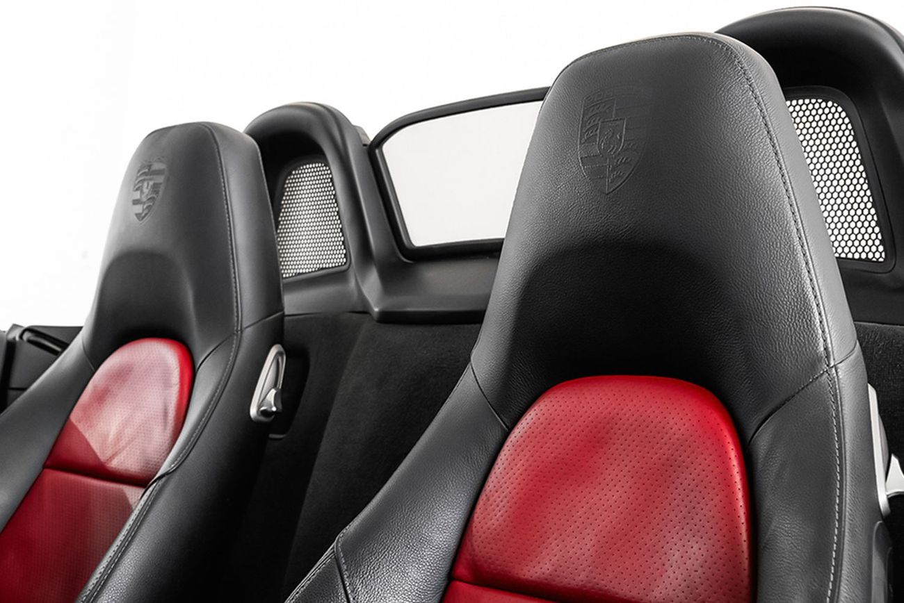 Porsche 718 Boxster Std 2.0L A/T