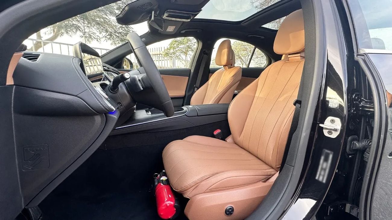 Mercedes-Benz E200 2.0L Exclusive AT