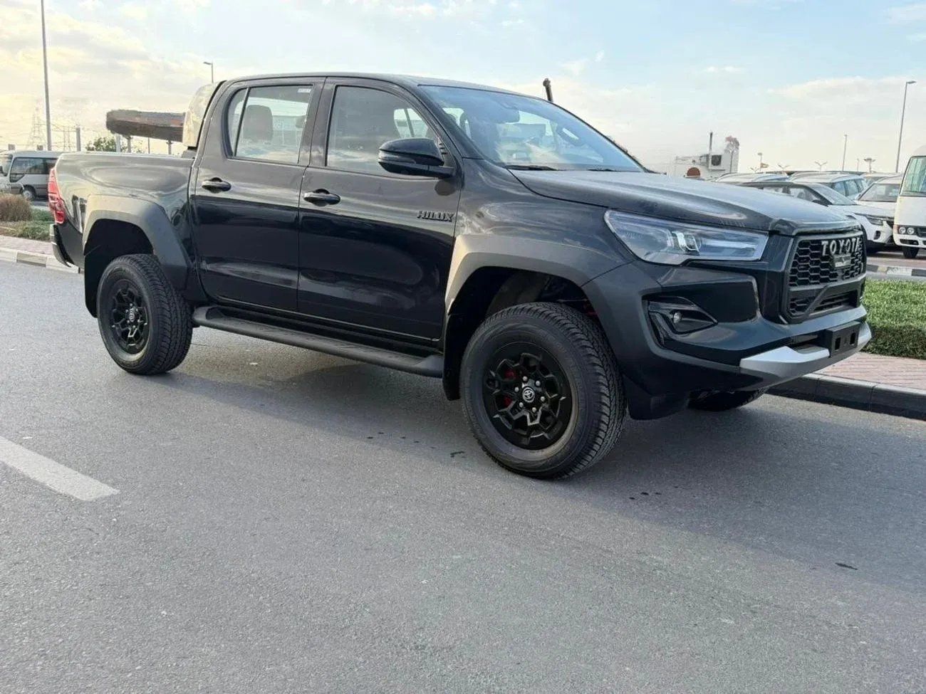 تويوتا هيلوكس Hilux GR sport 2.8L diesel 2026 full option