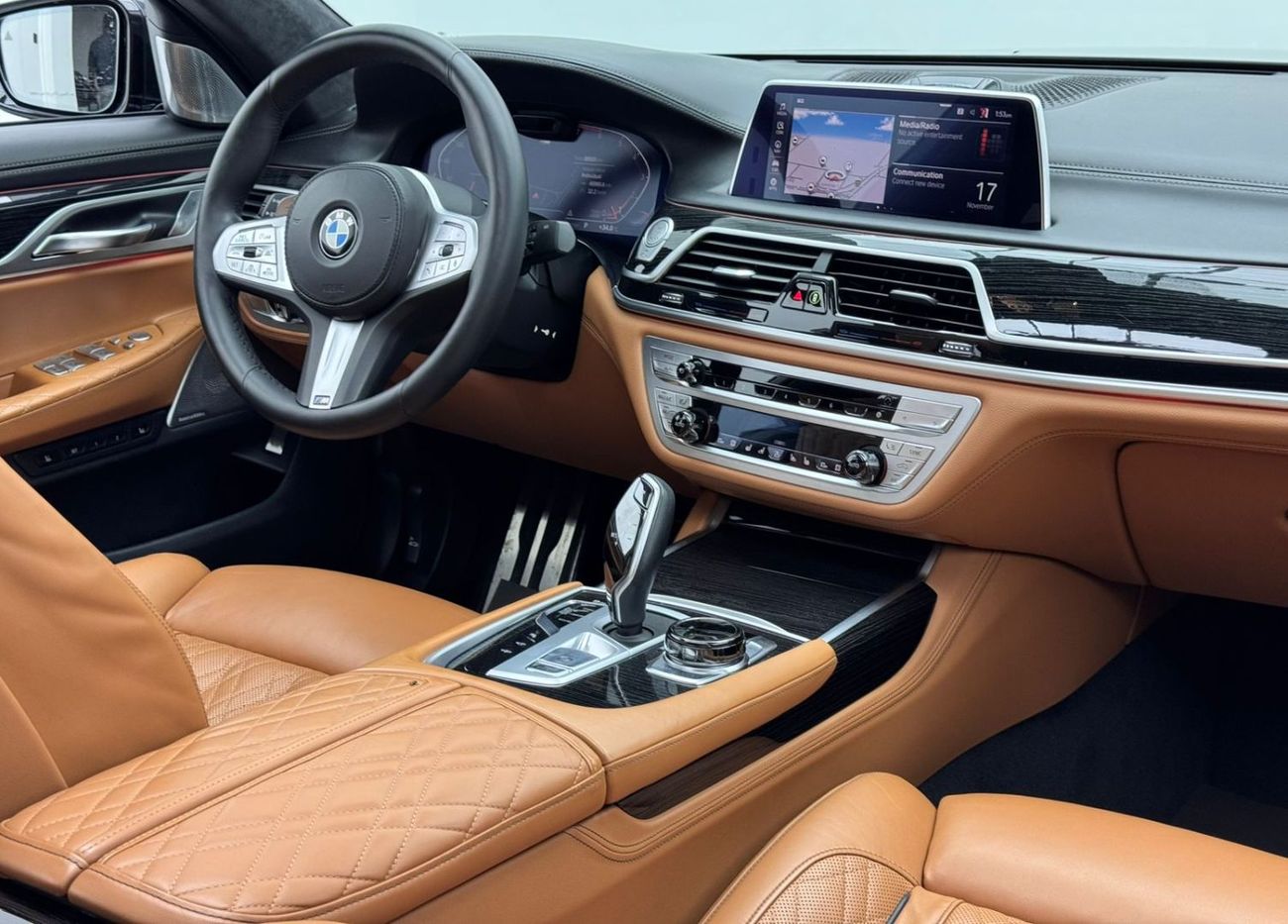 BMW 750Li xDrive 4.4L (530 HP) 2020 BMW 750Li xDrive M-Sport, Full Service History, 1 Year Warranty, GCC