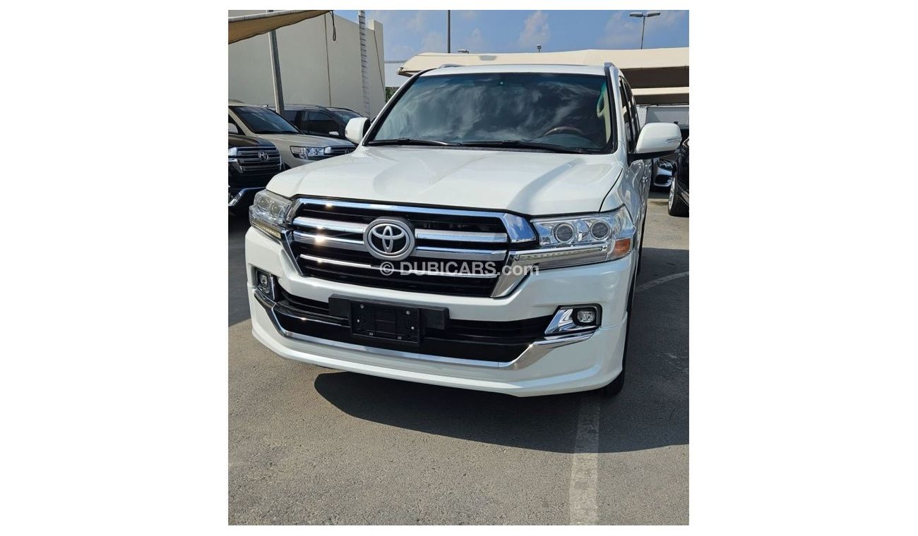 Toyota Land Cruiser 2008 v8 change 2021