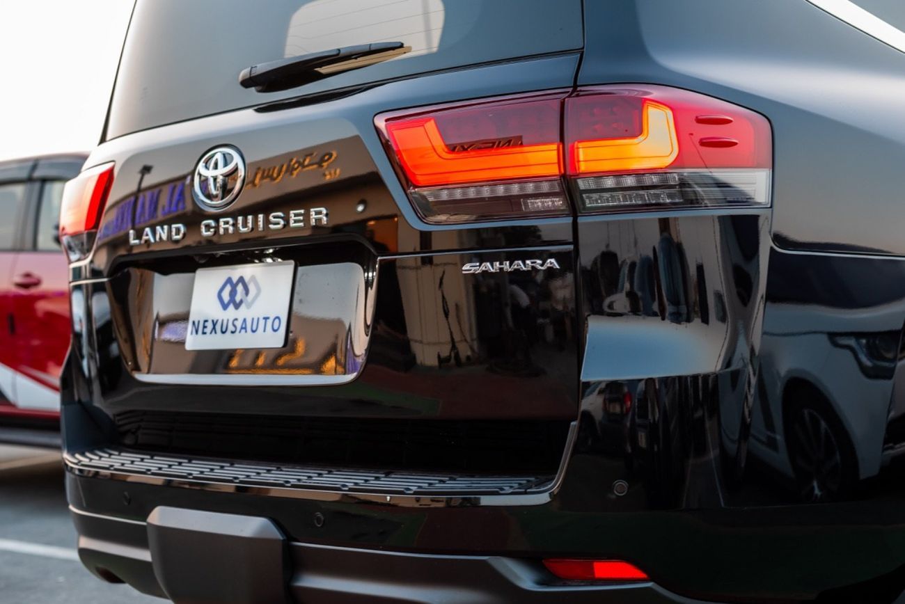 تويوتا لاند كروزر 