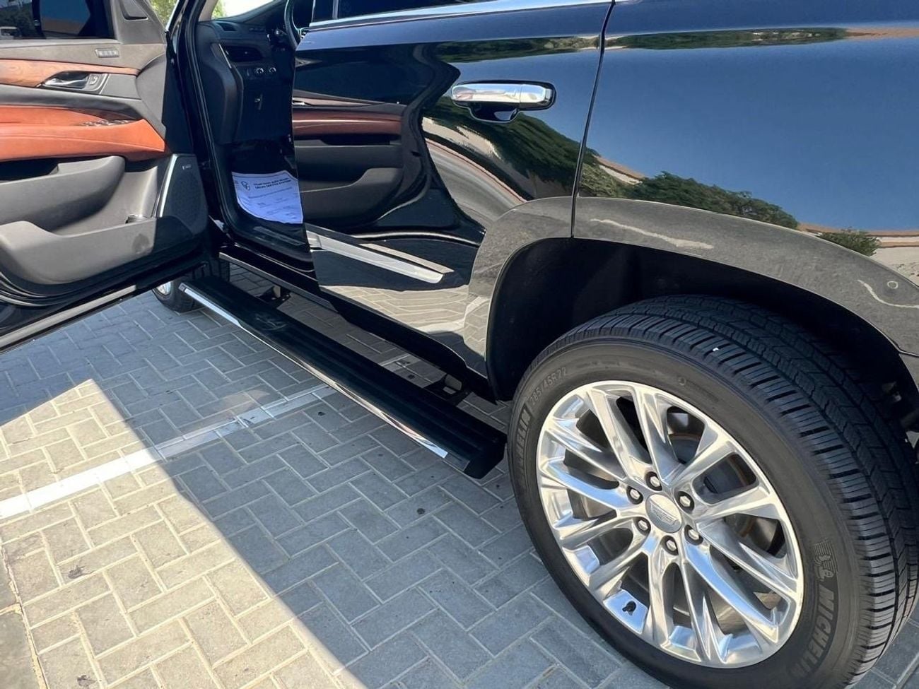 Cadillac Escalade Premium Luxury 6.2L 4WD