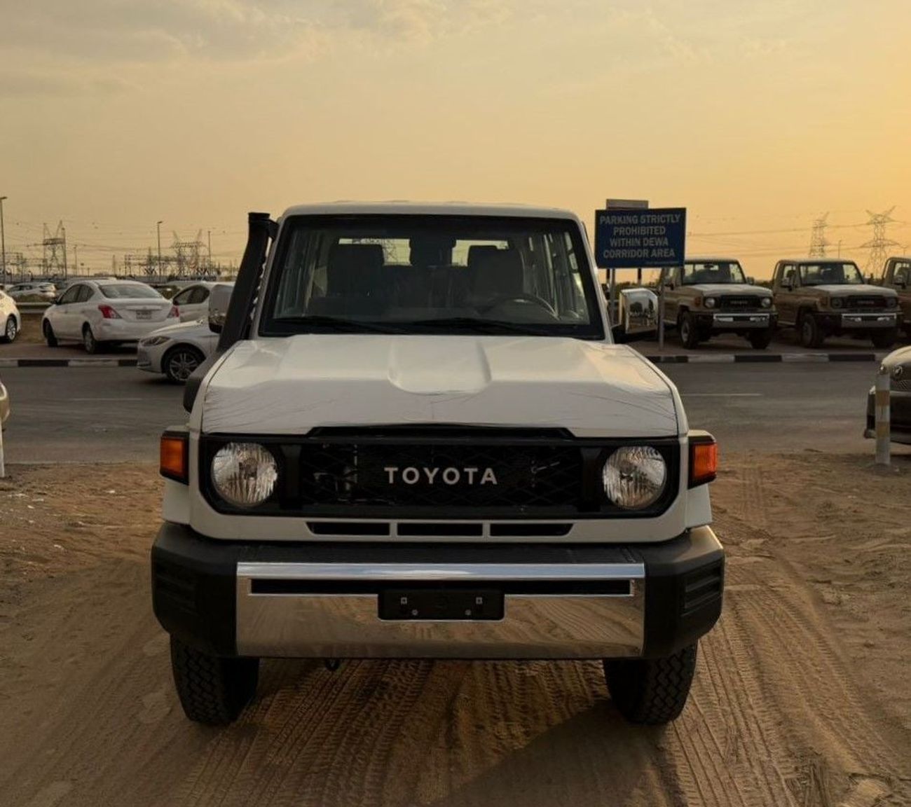 تويوتا لاند كروزر 70 LC76 2.8 MT basic Oman specs basic options