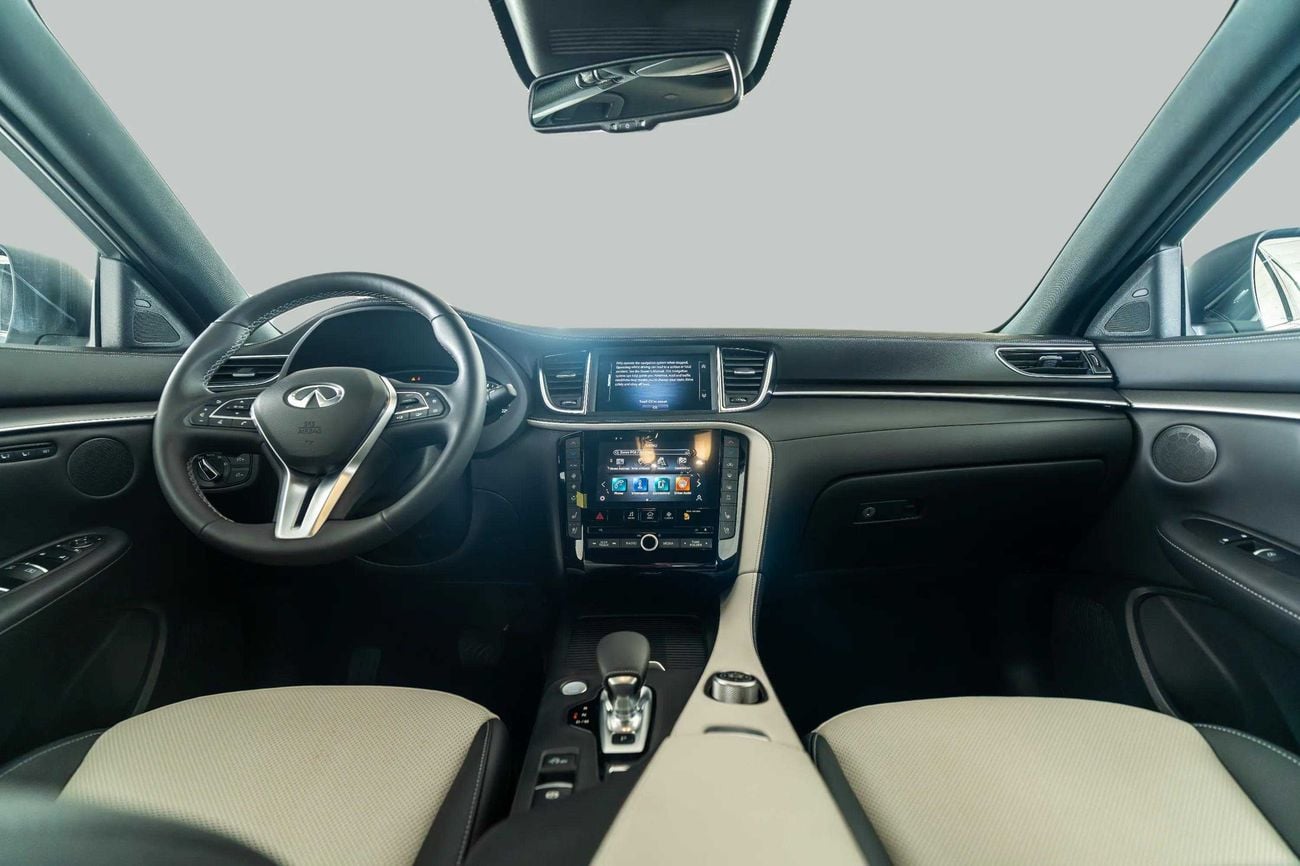 Infiniti QX55 ESSENTIAL 2.0