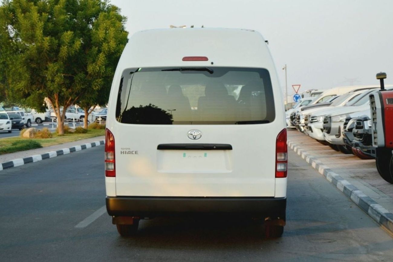 تويوتا هاياس High Roof