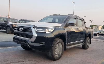 تويوتا هيلوكس SGLX TOYOTA HILUX 2.4L DIESEL 4X4 A/T LEATHER SEATS MY 2025