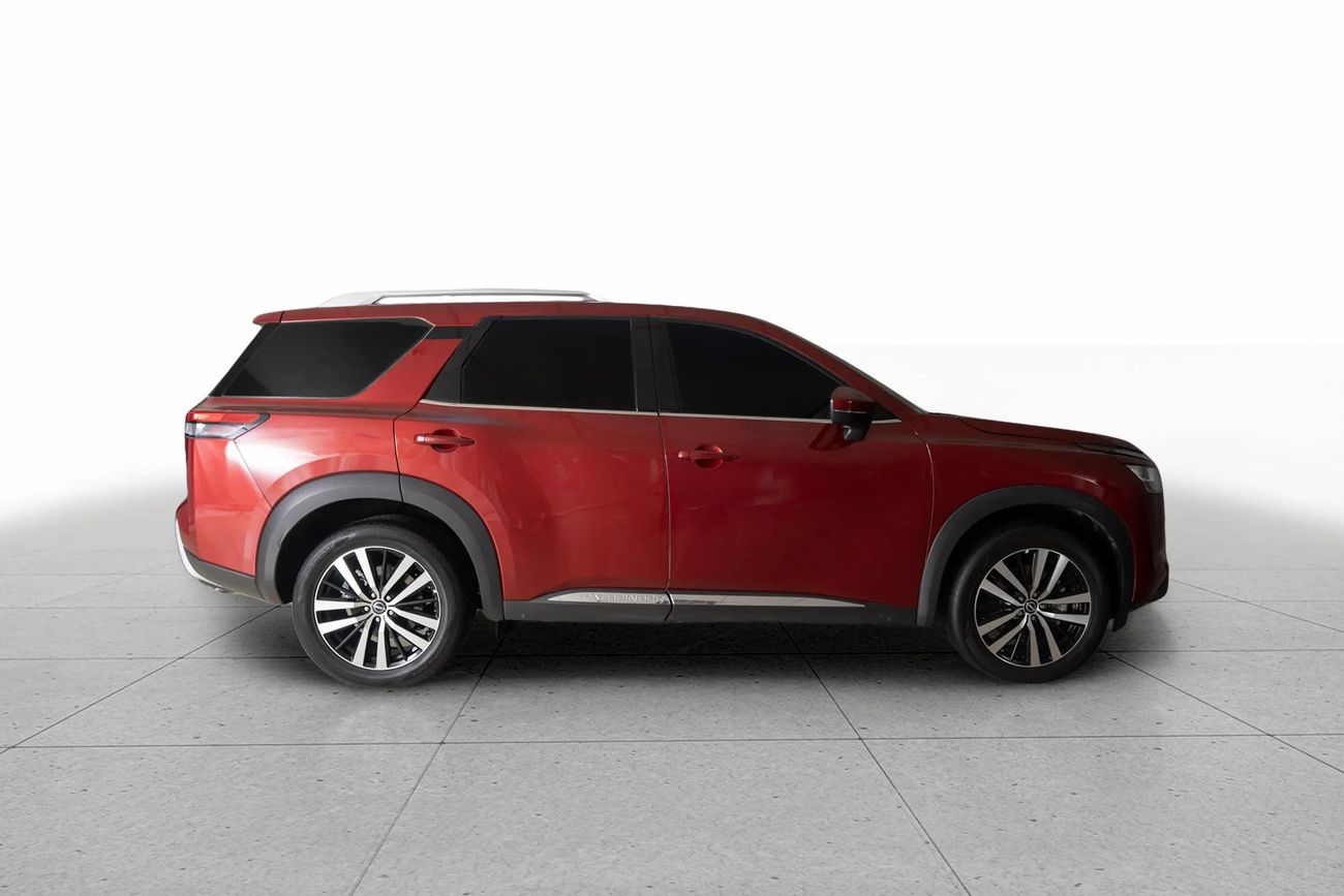 Nissan Pathfinder SL 3.5L (260 HP) 4WD SL 3.5