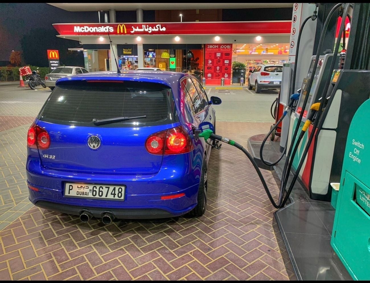 Volkswagen Golf R32
