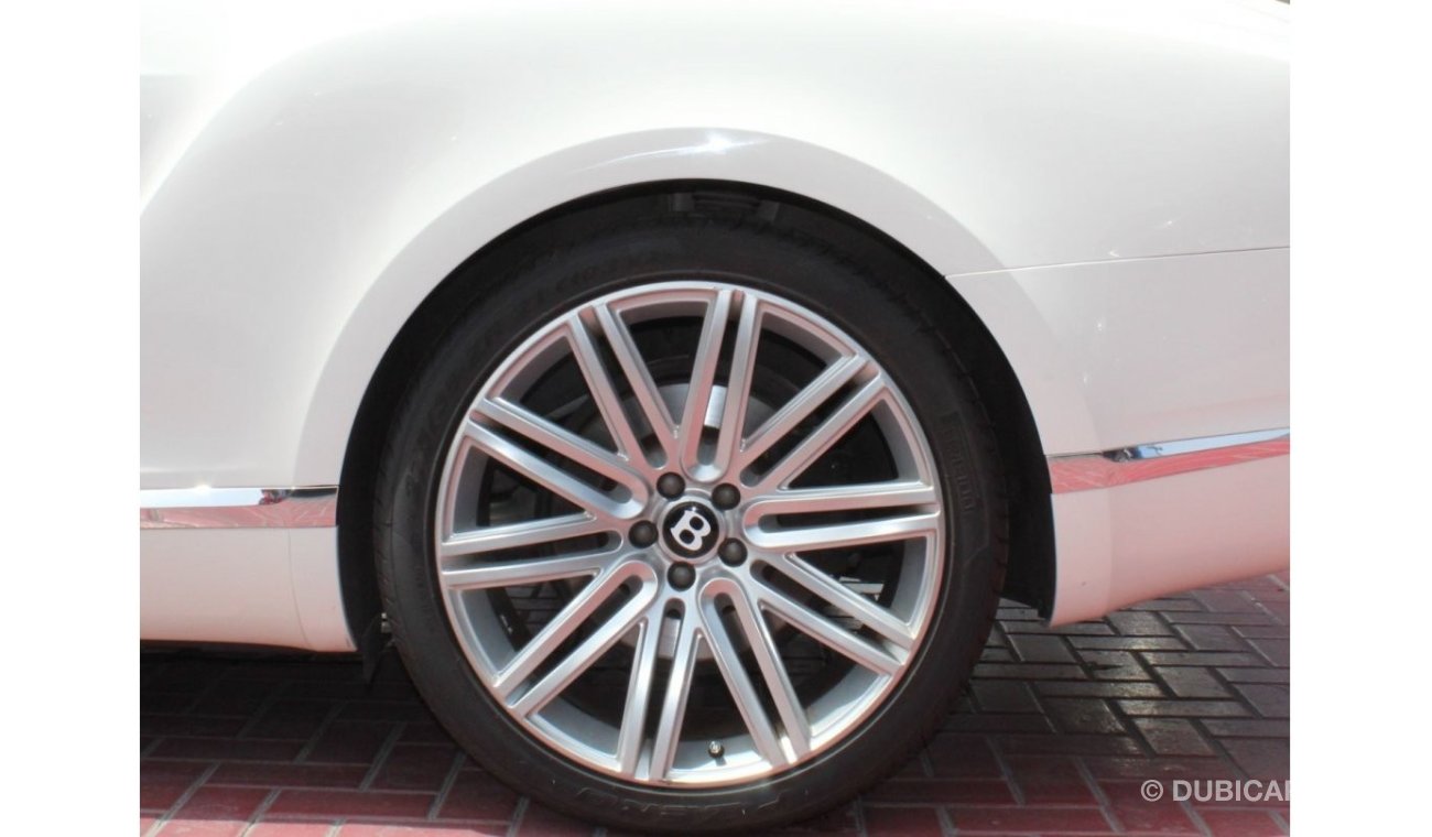بنتلي كونتيننتال جي تي W12 GT SPEED 2013 GCC LOW MILEAGE IN MINT CONDITION