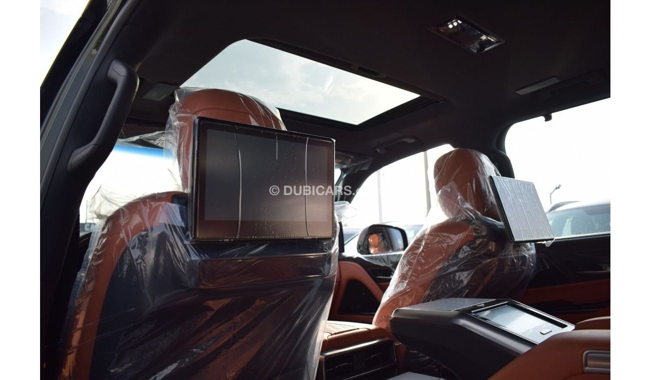 Lexus LX 600 VIP LAUNCH EDITION  w/Black Package LX600 - VIP BLACK EDTION - GREEN COLOR - 2022