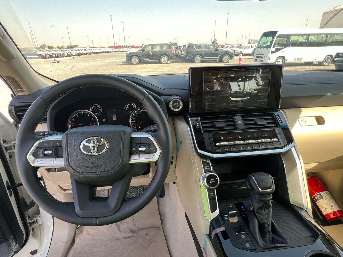 تويوتا لاند كروزر LC300 3.5 TT GXR-G