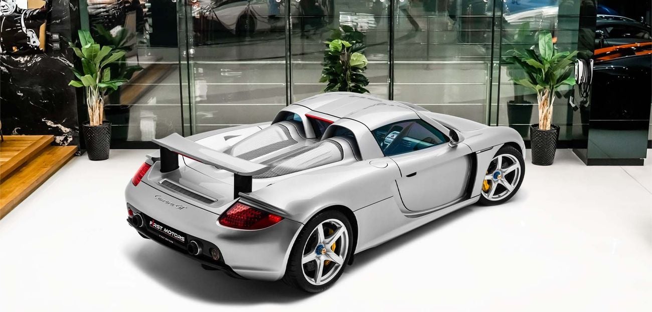 بورش كاريرا جي تي 5.7L V10 Engine