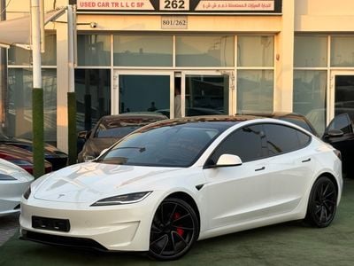 Tesla Model 3 PERFORMANCE