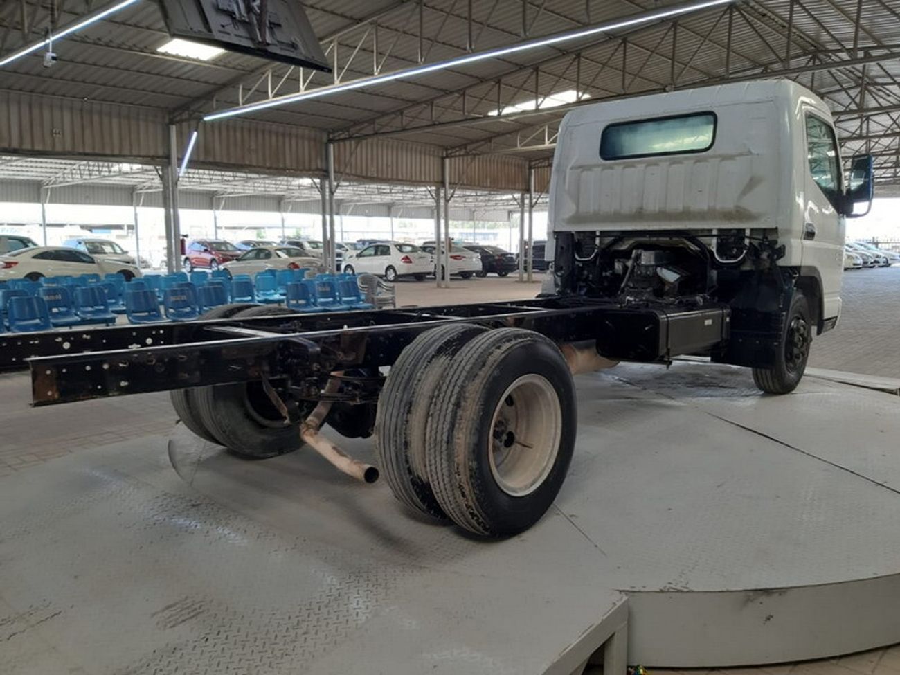 Mitsubishi Fuso Canter DIESEL / 3 TON / SHORT CHASSIS (LOT # 5307)