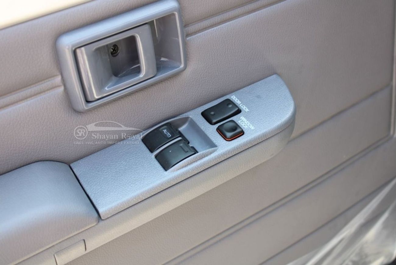 Toyota Land Cruiser LHD LC78 AMBULANCE 4.2L DSL V6 4WD 3DR MT 2025MY | FOR EXPORT