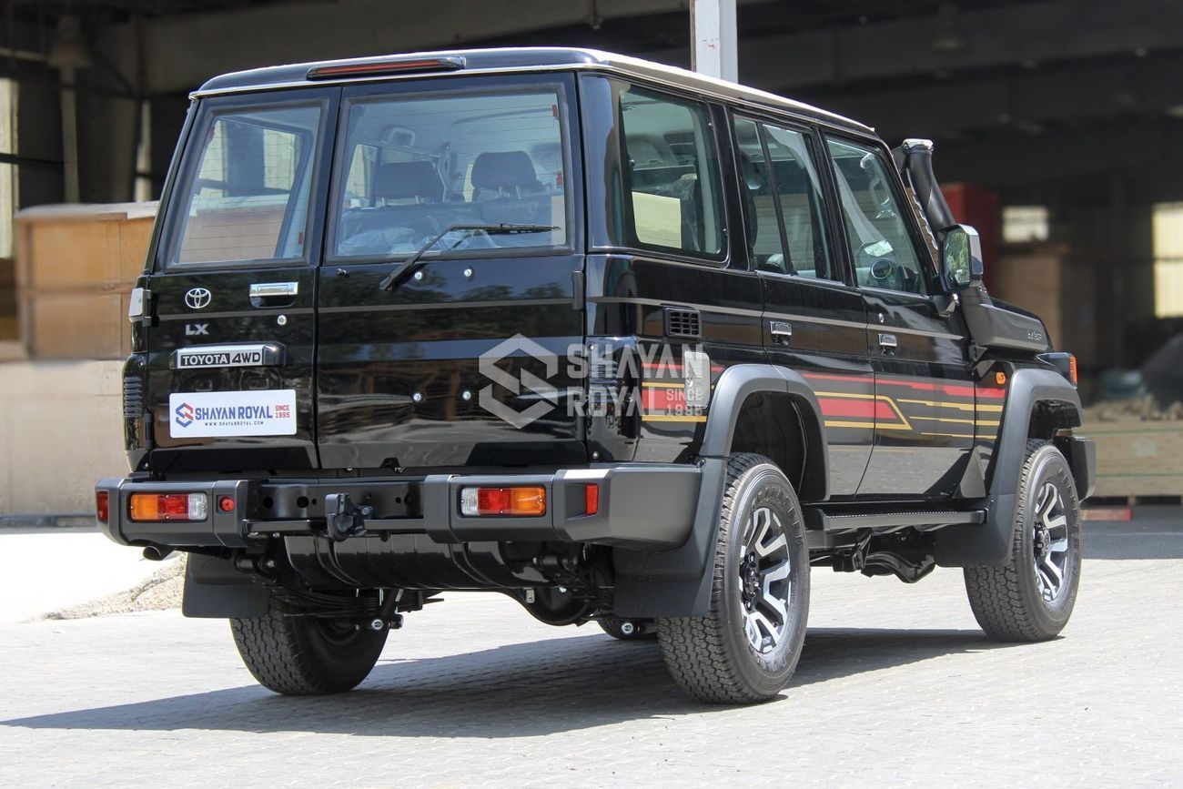 Toyota Land Cruiser 70 LC76 LX LHD LC76 2.8L T-DSL LX-Z 4WD AT WITH AIR COMPRESSOR 2025MY