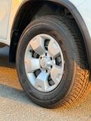 Toyota Fortuner SR5 2.7L PETROL A/T 7 SEATER