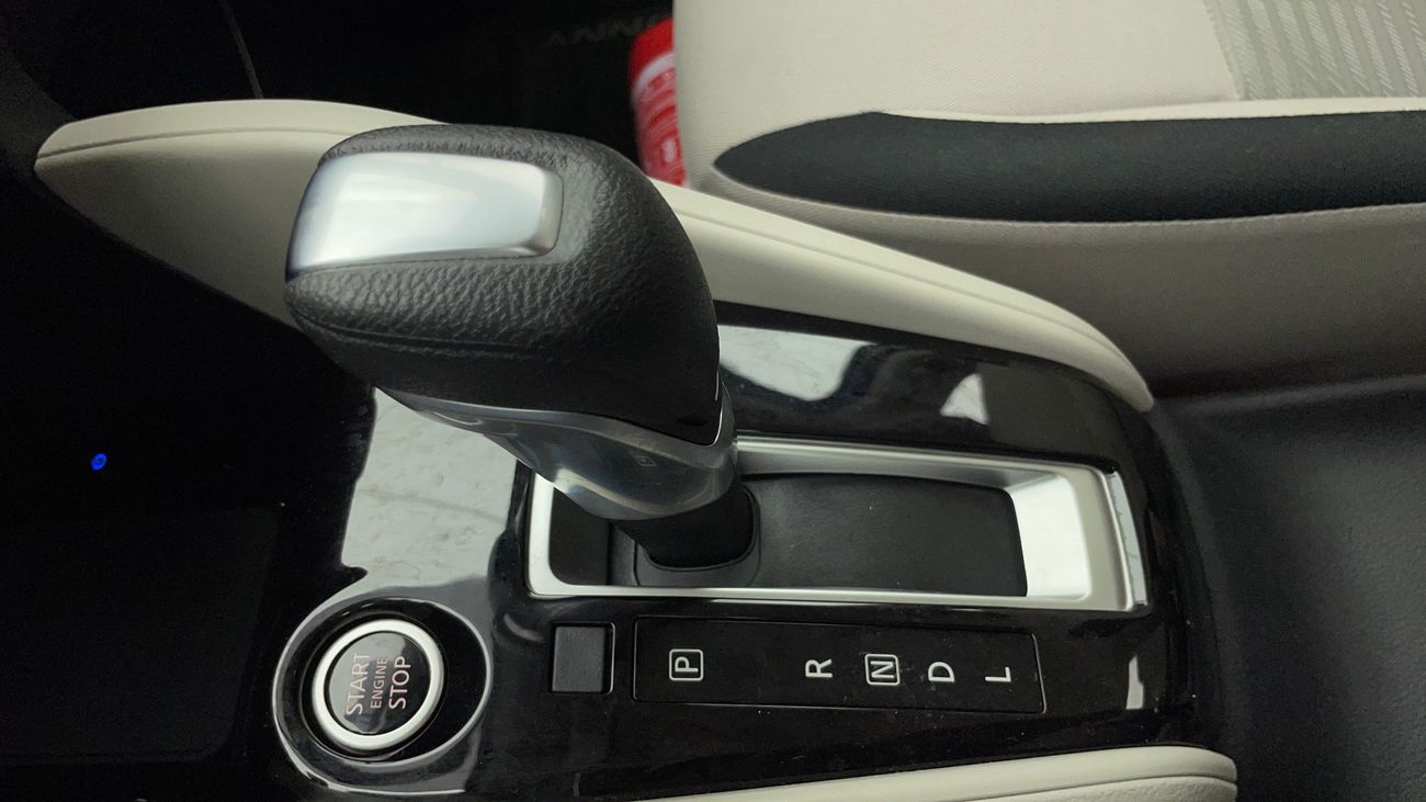 نيسان صني SL 1.6 | بدون دفعة مقدمة | اختبار القيادة في المنزل