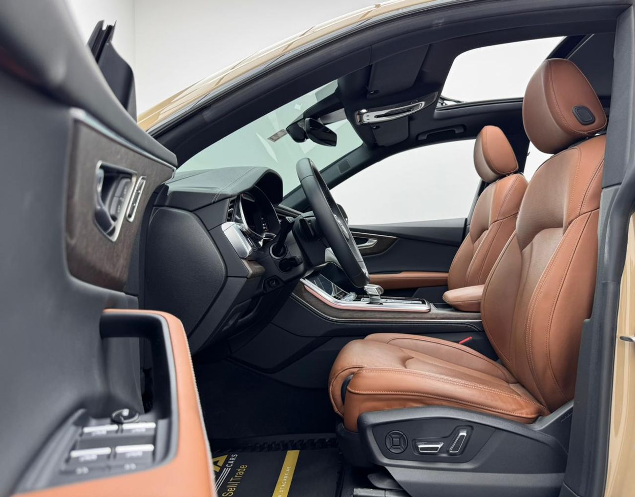 أودي Q8 55 TFSI quattro (340 HP) 2024 Audi Q8 55 TFSI Quattro S-line, 2027 Audi Warranty and Service Pack, G