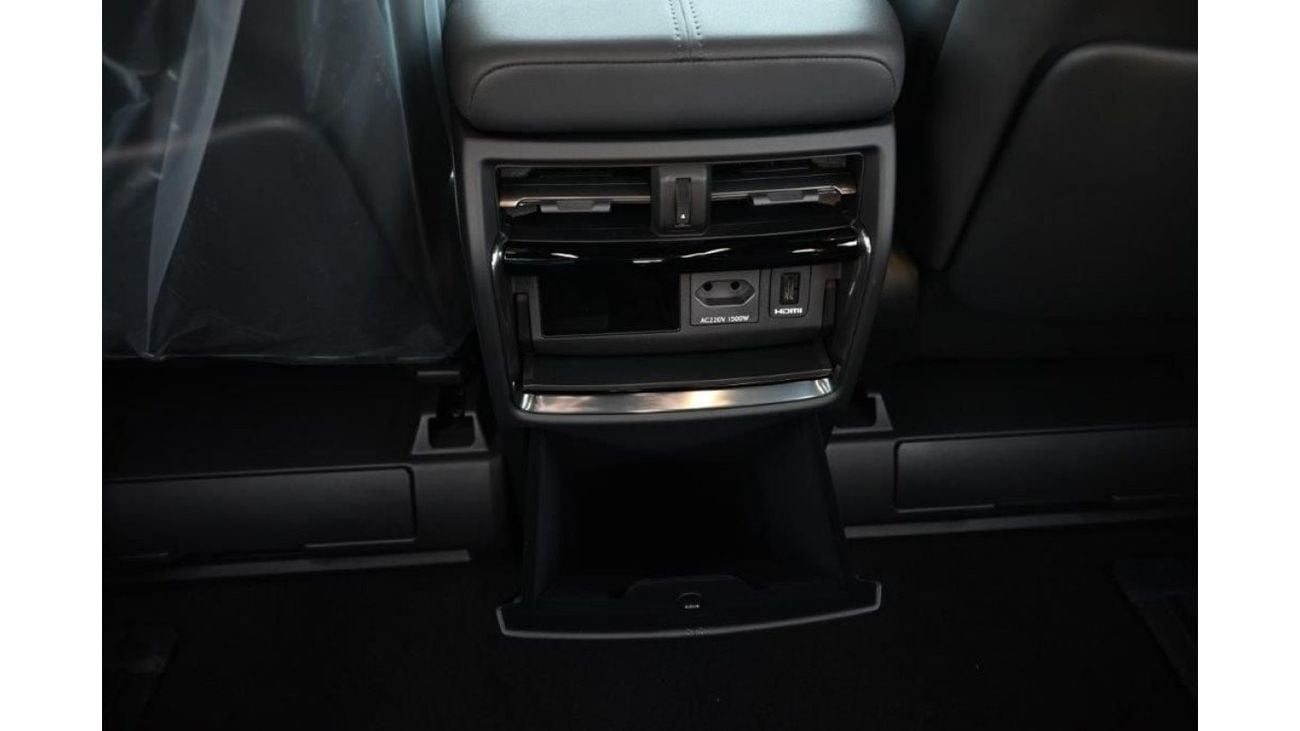 Toyota Alphard HYBRID 2.5L E-4WD 7-SEATER AUTOMATIC