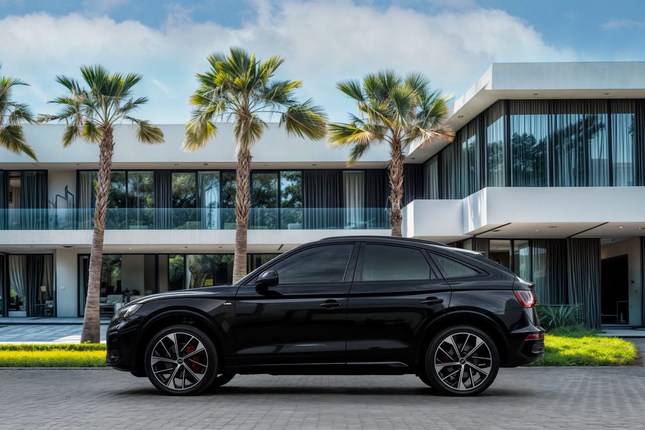 أودي Q5 Q5 Sportback S-Line | 5,832 P.M | 0% Downpayment | Immaculate Condition!