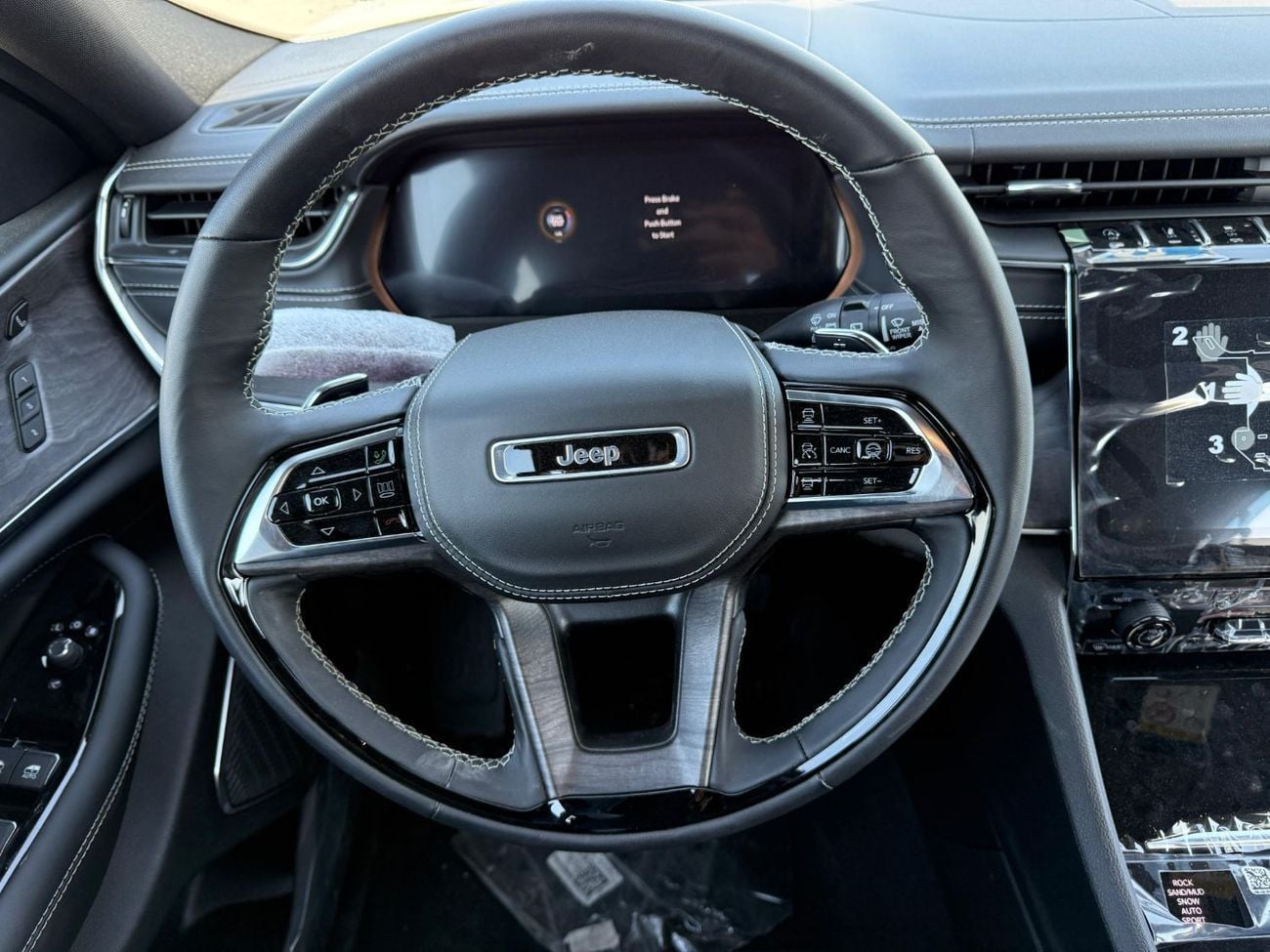 جيب جراند شيروكي EXPORT PRICE - Grand Cherokee Overland 3.6L