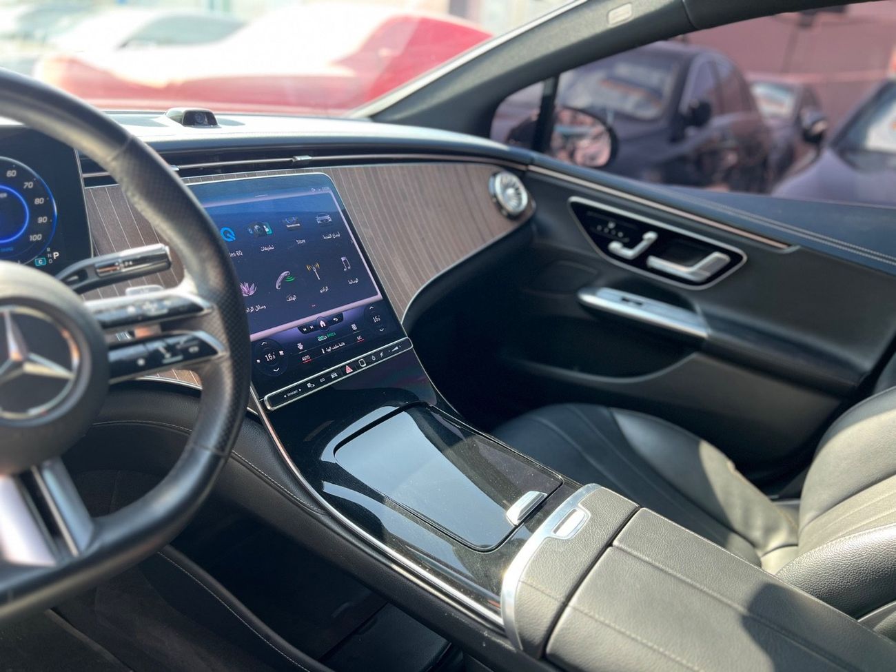 Mercedes-Benz EQE 350+ Premium + EQE 350 | 2023 | 4MATIC | 292HP