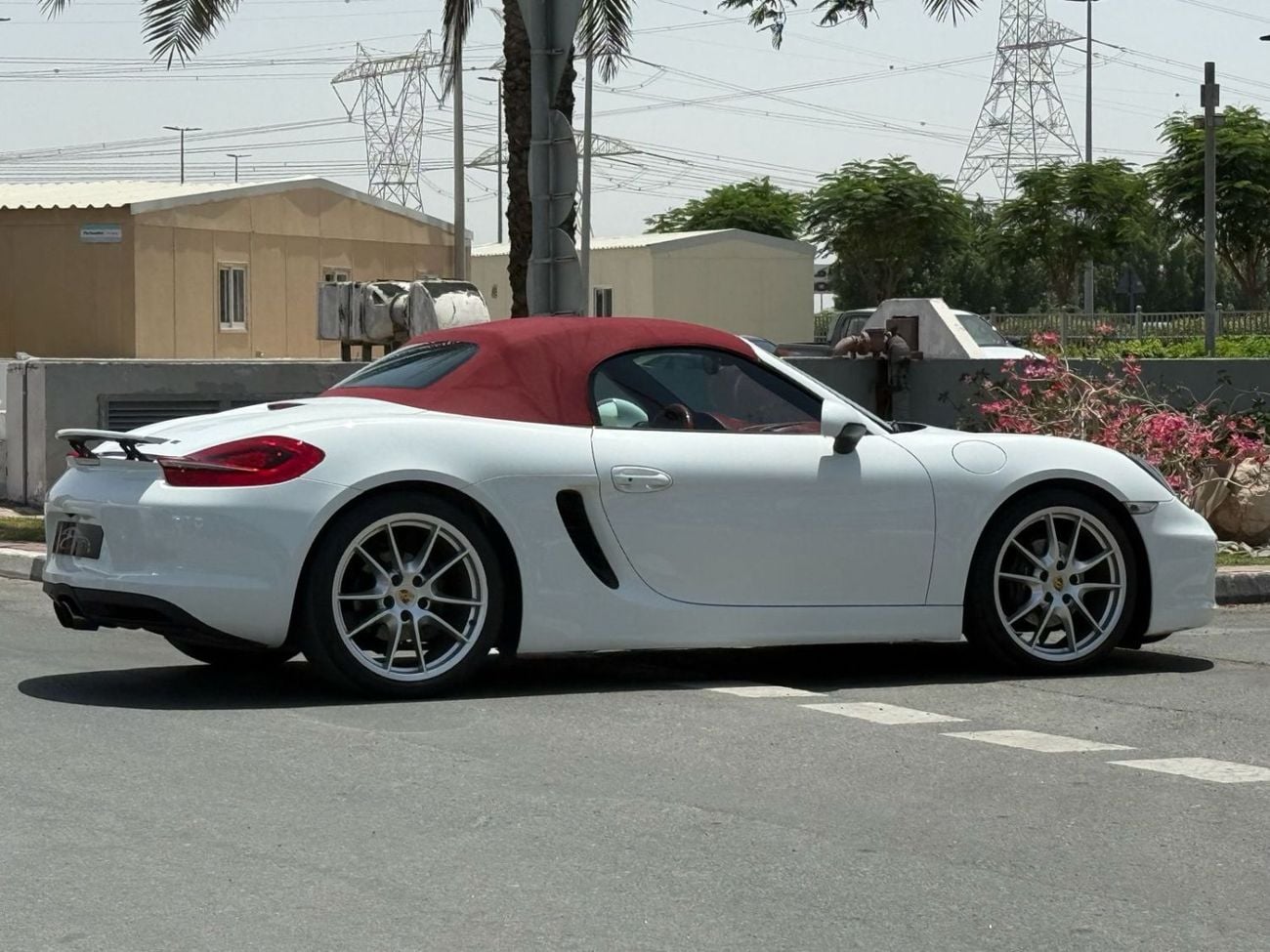 Porsche 718 Boxster PORSCHE POXTER 2016 GCC ONLY 92000 KM LIKE NEW FIRST OWNER ORIGINAL PAINT FULL SERVICE HISTORY
